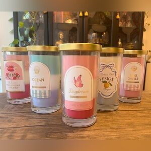 Pick one!! Scented Candles with Gold Lids✨12 oz